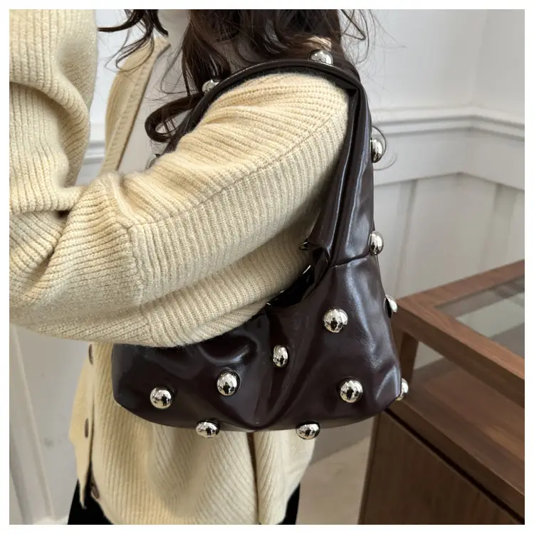 Black Rivet Shoulder Bag for Women 2025 Large Capacity — feature 22