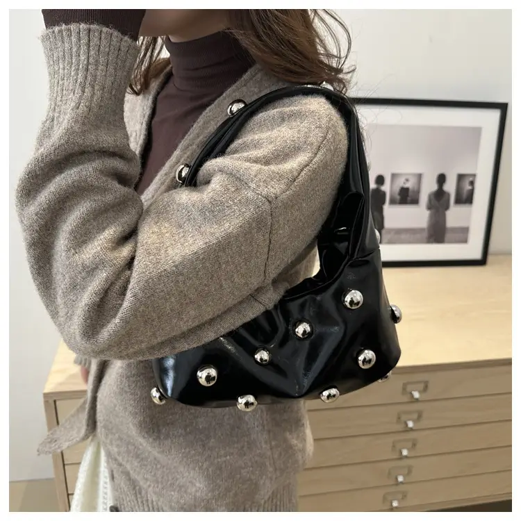 Black Rivet Shoulder Bag for Women 2025 Large Capacity — feature 24