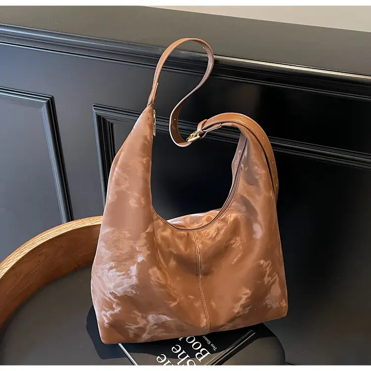 Brown Leather Crossbody Bag Large Capacity Women — feature 19