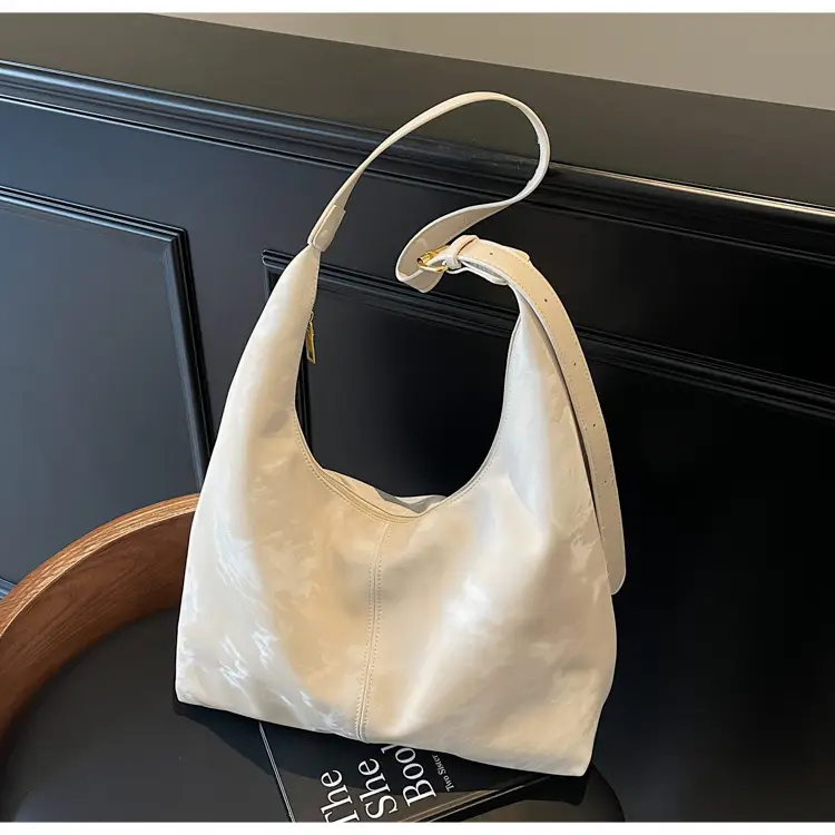 Brown Leather Crossbody Bag Large Capacity Women — feature 22