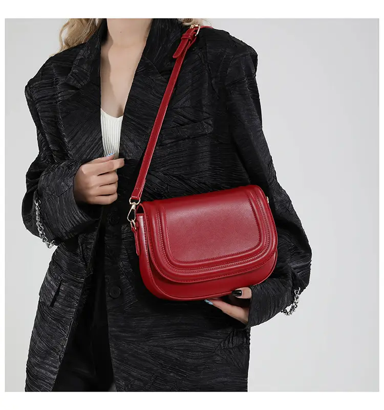 Red PU Shoulder Messenger Bag Small All-Match — feature 10