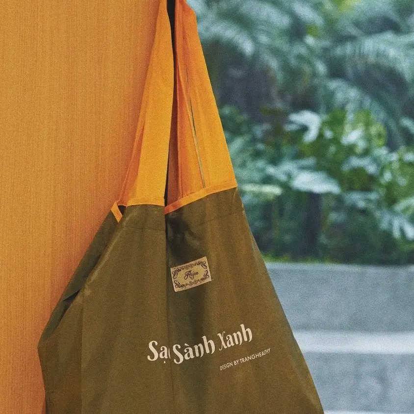 Green Foldable Tote Bag with Log Drawstring Closure Storage cleaning appliance - Image 9