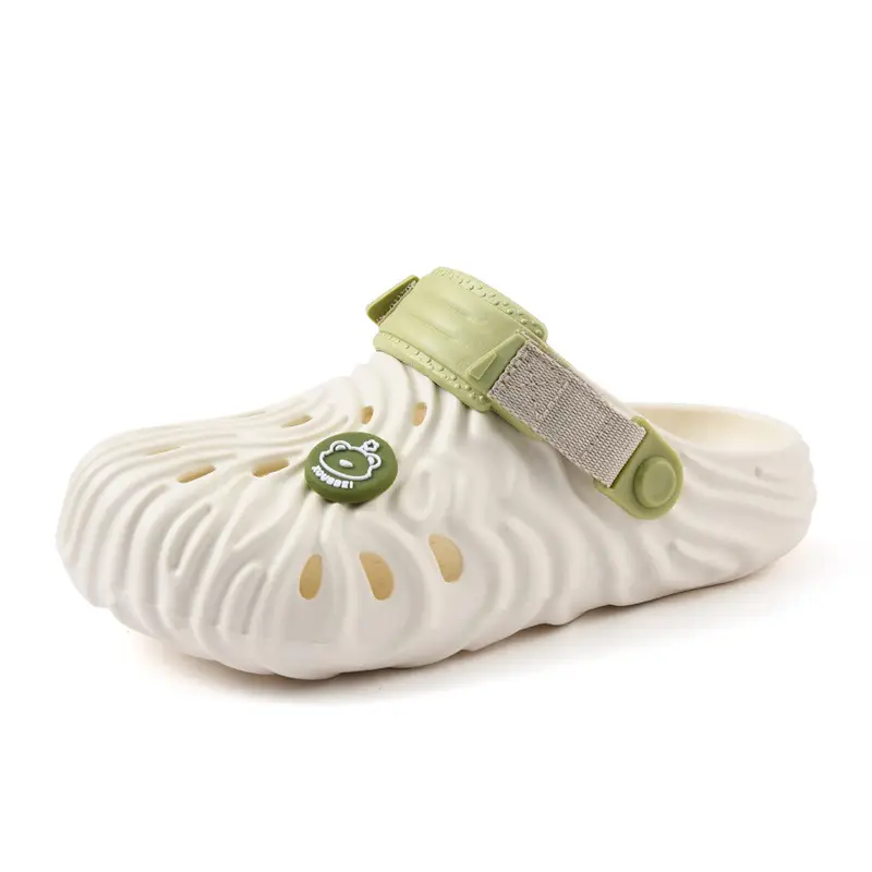 Thick-soled hole shoes women's summer outdoor wear heightening non-slip wear-resistant sandals EVA breathable deodorant high color value toe-covered slippers