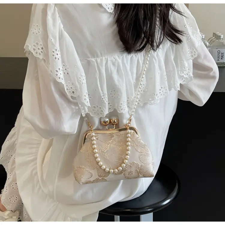 Gold Embroidered Handbag for Women 2025 New Fashion — feature 14