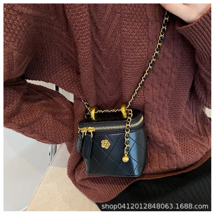White Quilted Mini Shoulder Bag with Gold Chain — feature 15