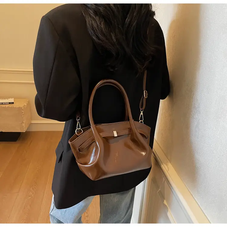 2026 Retro Brown Leather Shoulder Bag with Handle — feature 26