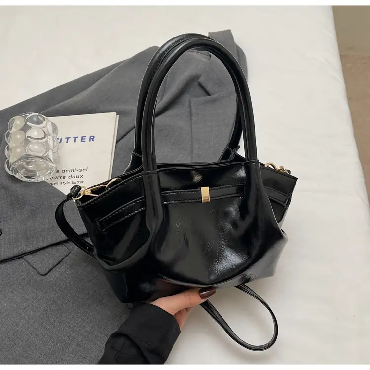 2026 Retro Brown Leather Shoulder Bag with Handle — feature 39