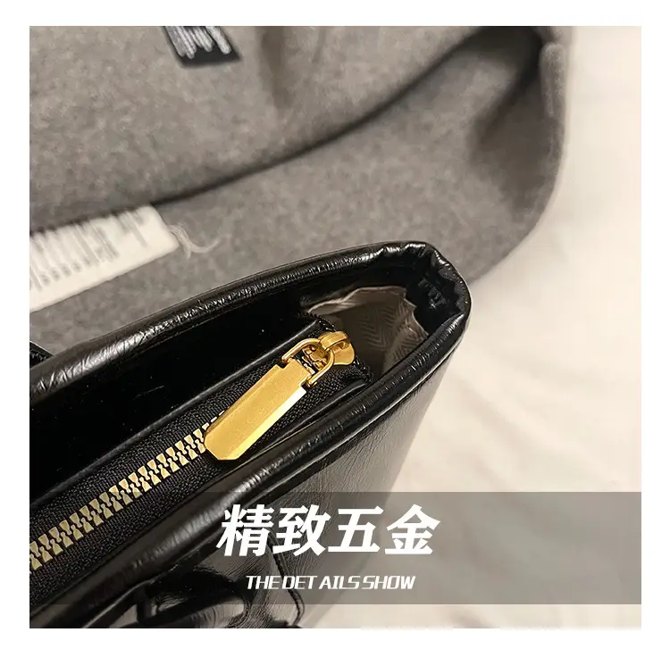 Black Leather Shoulder Tote Bag for Women 2025 — feature 4