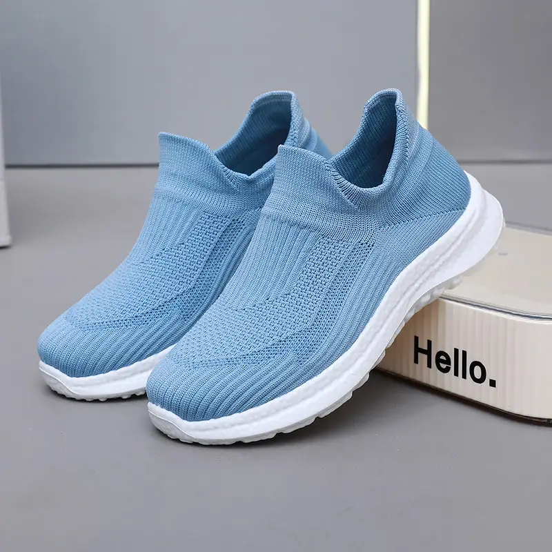 Shoes Women's Spring and Autumn New Flying Mesh Surface Popcorn Casual Shoes for Men and Women Slip-on Soft Sole Lightweight Lazy Shoes - Image 3