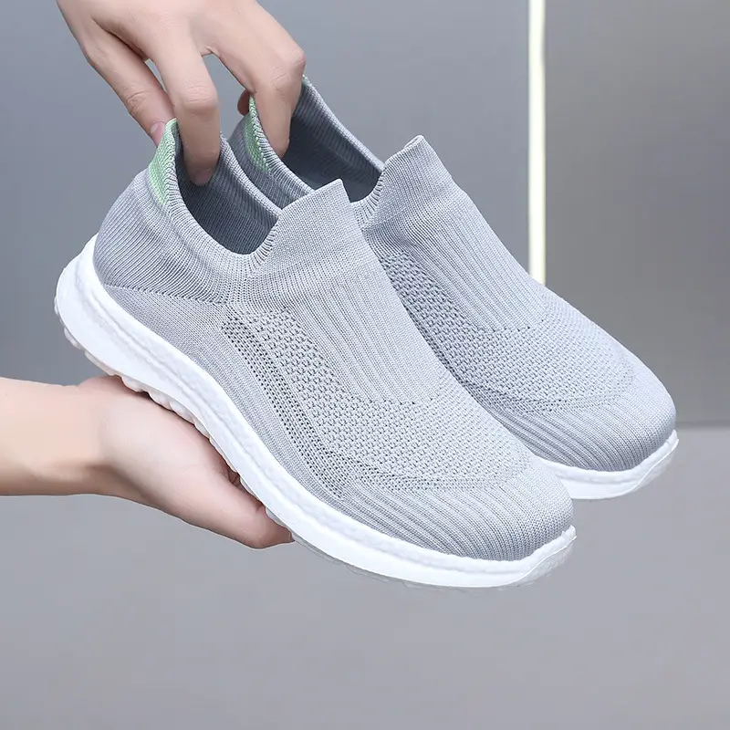 Shoes Women's Spring and Autumn New Flying Mesh Surface Popcorn Casual Shoes for Men and Women Slip-on Soft Sole Lightweight Lazy Shoes - Image 4