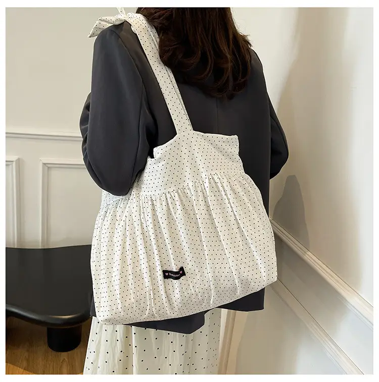 White Frilled Shoulder Bag for Women 2026 — feature 11