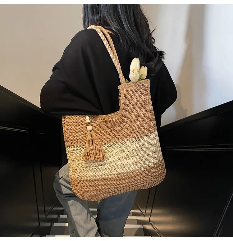 Women Woven Straw Shoulder Bag Large Capacity Summer Beach Tote — feature 8