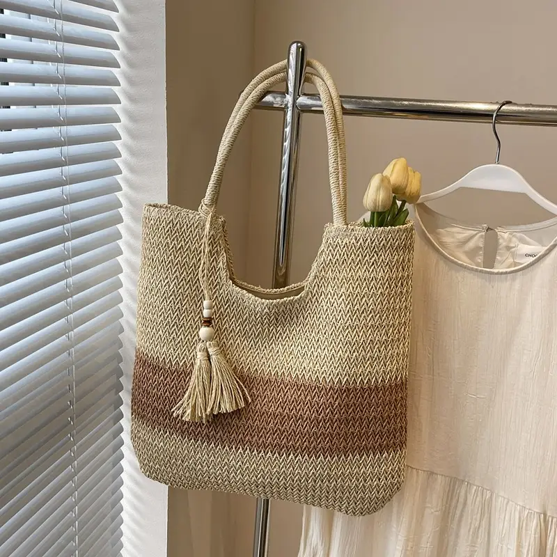 Women Woven Straw Shoulder Bag Large Capacity Summer Beach Tote - Image 2
