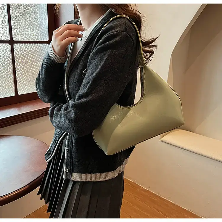 Red Women's Shoulder Bag 2025 Casual Elegant Design — feature 15