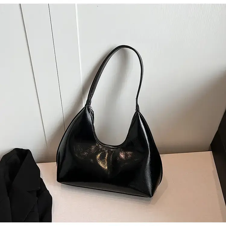 Red Women's Shoulder Bag 2025 Casual Elegant Design — feature 37