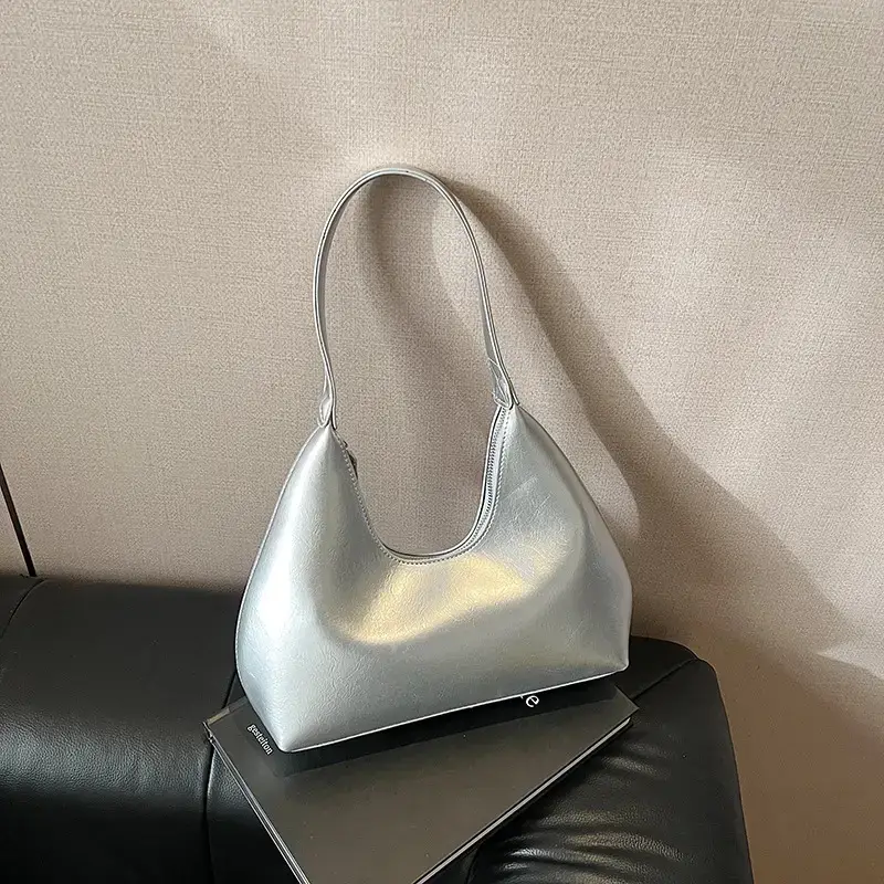 Red Women's Shoulder Bag 2025 Casual Elegant Design - Image 9