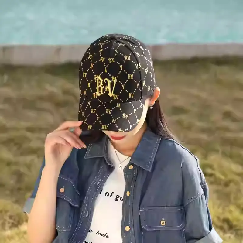Women Men Embroidered Letter R Cap Sunshade Black Gold - Image 2