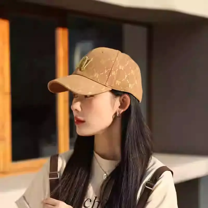 Women Men Embroidered Letter R Cap Sunshade Black Gold - Image 3