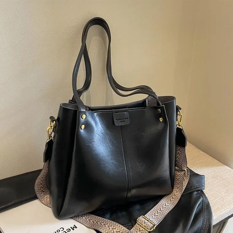 Retro Brown Leather Tote Bag Large Capacity Women - Image 6