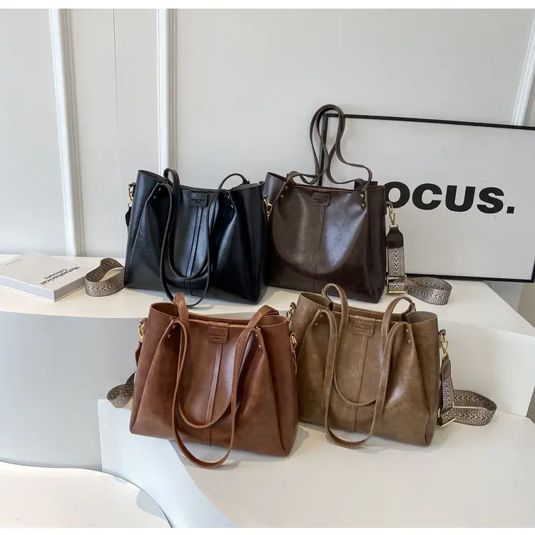 Retro Brown Leather Tote Bag Large Capacity Women — feature 16