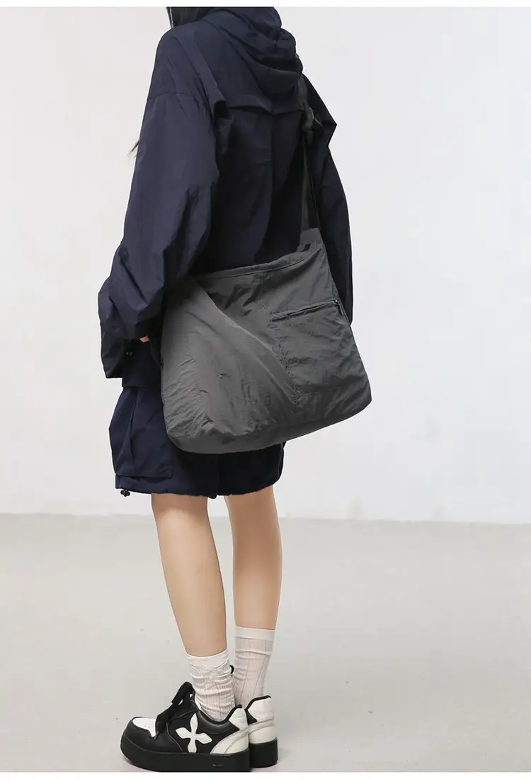 Women's Large Capacity Japanese Luggage Shoulder Bag Black — feature 20