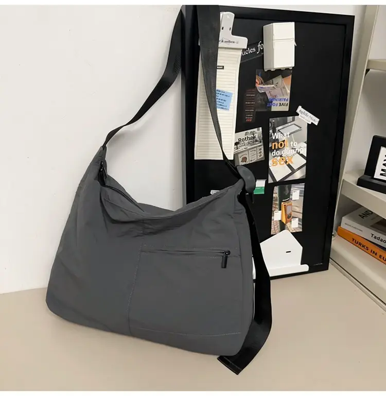 Women's Large Capacity Japanese Luggage Shoulder Bag Black — feature 26