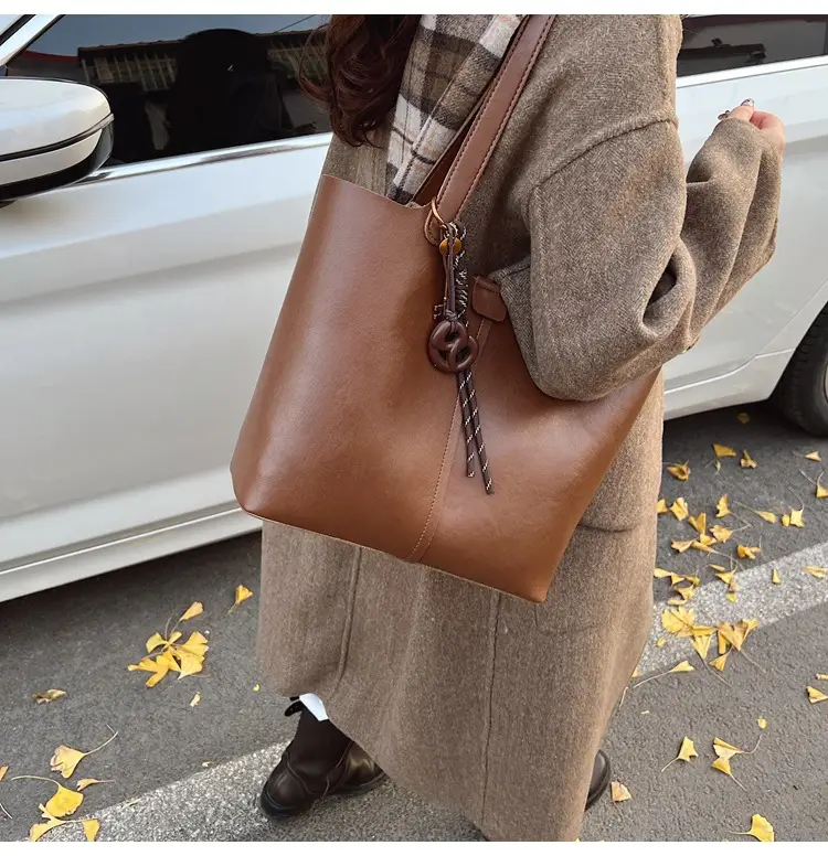 Brown Leather Cross-Border Tote Bag for Women 2026 — feature 9