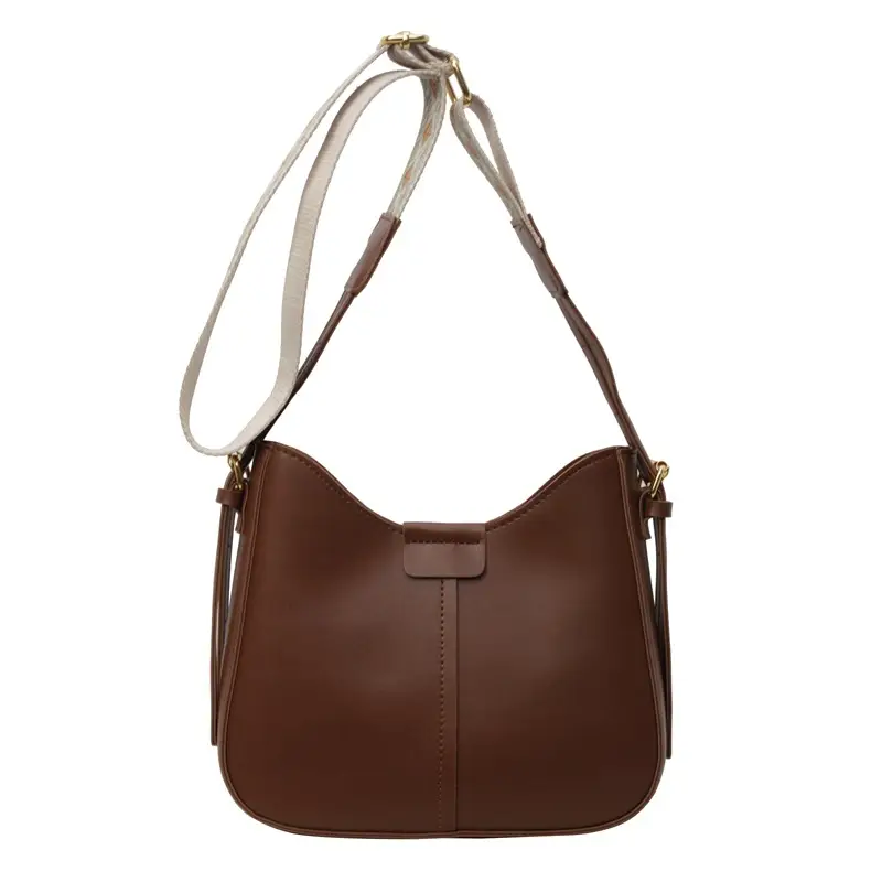 Korean Style Black Bucket Bag with Wide Strap - Image 2