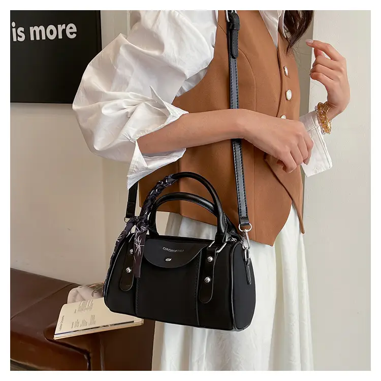 Women Cross-Border Luxury Brown Shoulder Bag 2026 — feature 15