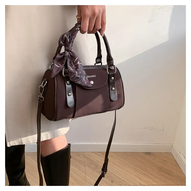 Women Cross-Border Luxury Brown Shoulder Bag 2026 — feature 17