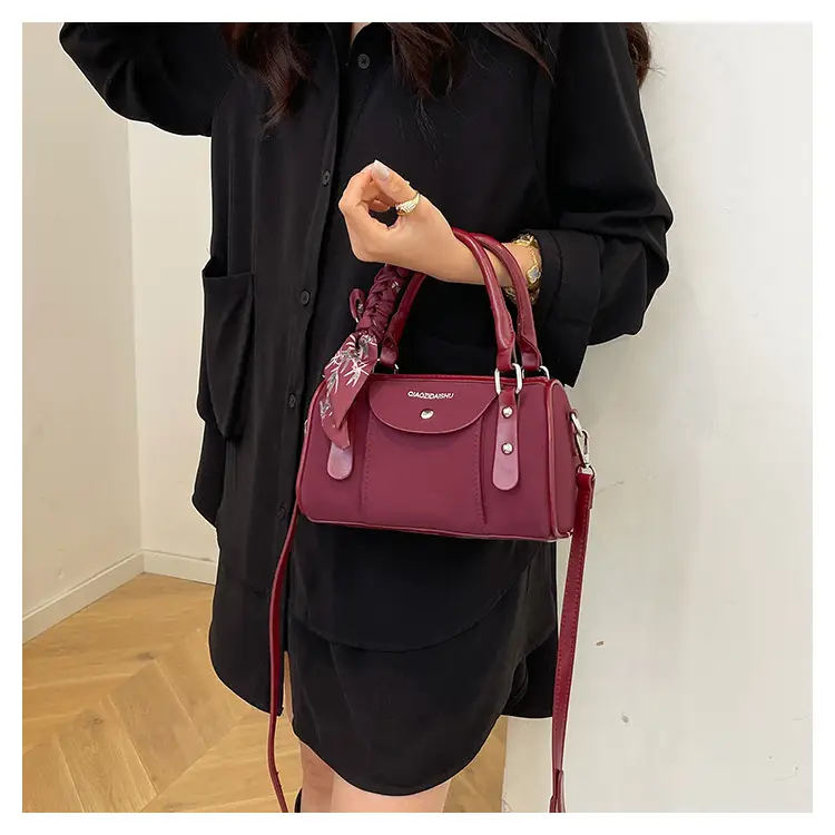 Women Cross-Border Luxury Brown Shoulder Bag 2026 — feature 23