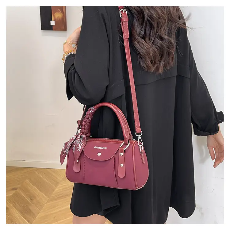 Women Cross-Border Luxury Brown Shoulder Bag 2026 — feature 24