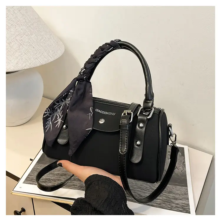 Women Cross-Border Luxury Brown Shoulder Bag 2026 — feature 34