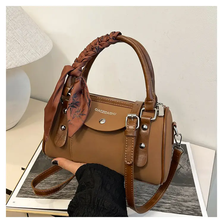 Women Cross-Border Luxury Brown Shoulder Bag 2026 — feature 35