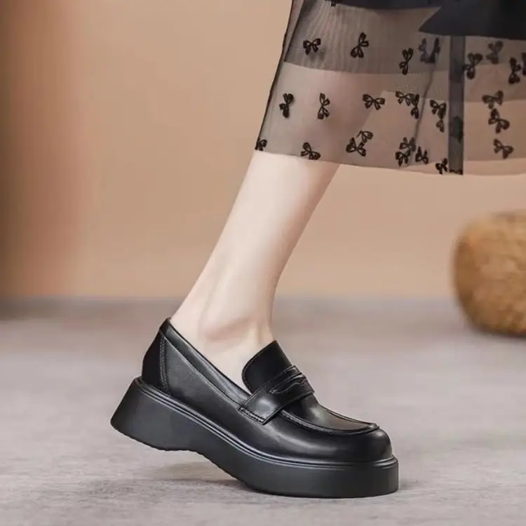 Jk Uniform Small Leather Shoes for Women 2025 New Spring Soft-Soled Campus Loafers Ins Versatile Soft Leather Flats Thick-Soled — feature 5
