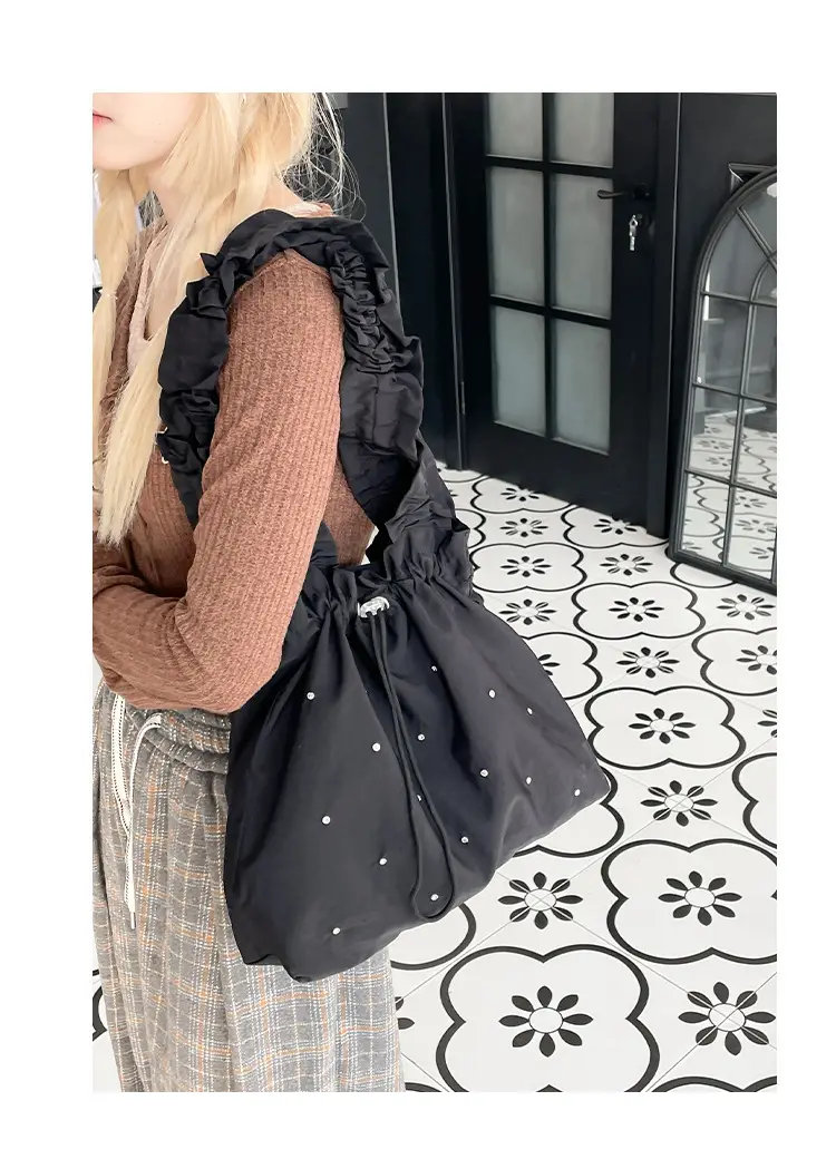 Black Pleated Shoulder Bag for Women 2025 New Arrival — feature 16