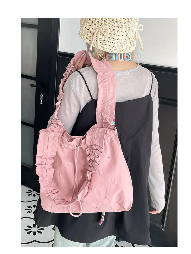 Black Pleated Shoulder Bag for Women 2025 New Arrival — feature 30