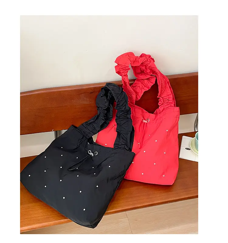 Black Pleated Shoulder Bag for Women 2025 New Arrival — feature 35