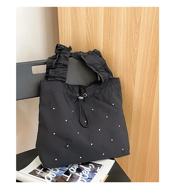Black Pleated Shoulder Bag for Women 2025 New Arrival — feature 38
