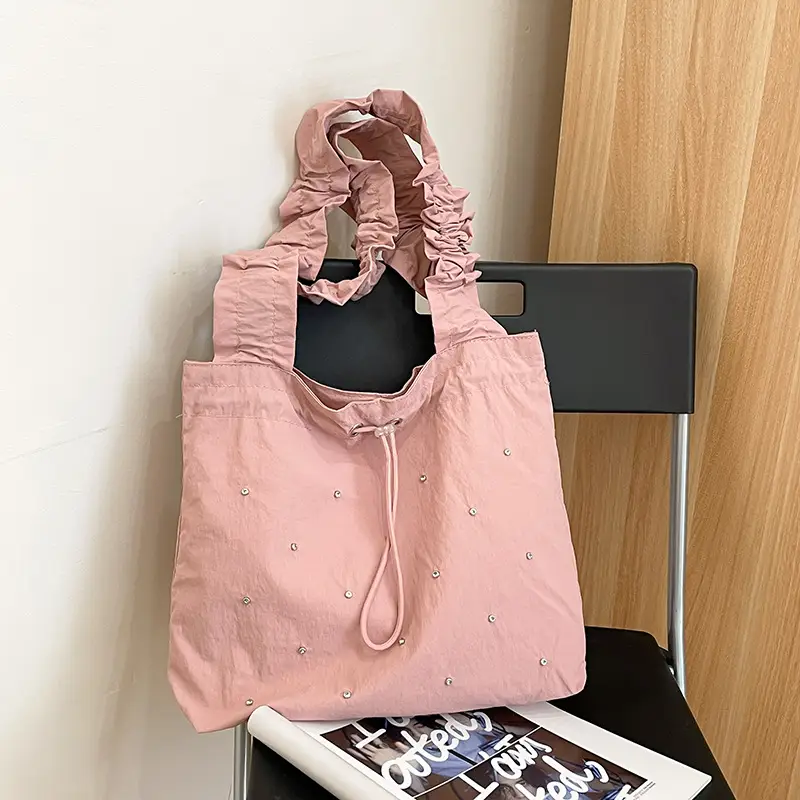Black Pleated Shoulder Bag for Women 2025 New Arrival - Image 4