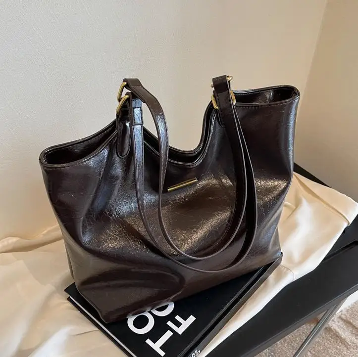 Black Leather Shoulder Bag for Women 2025 - Image 6