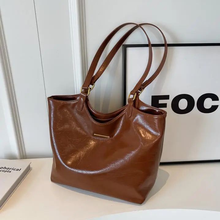 Black Leather Shoulder Bag for Women 2025 - Image 8