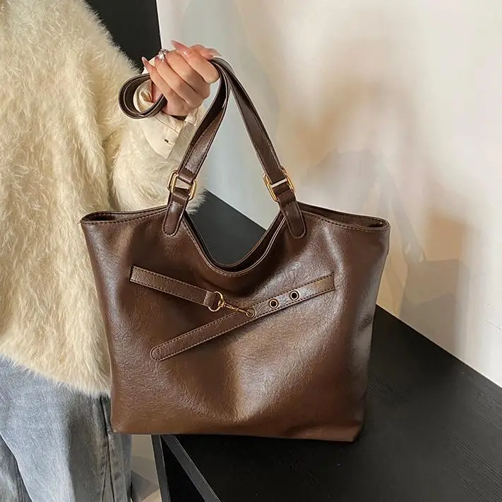 Black Leather Shoulder Bag for Women 2025 - Image 5