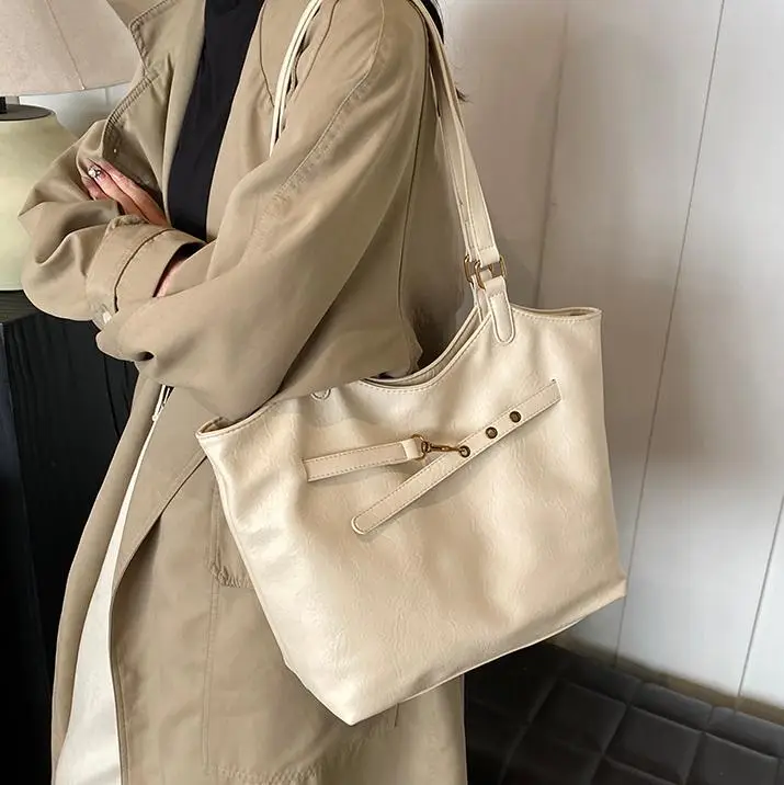 Black Leather Shoulder Bag for Women 2025 - Image 6