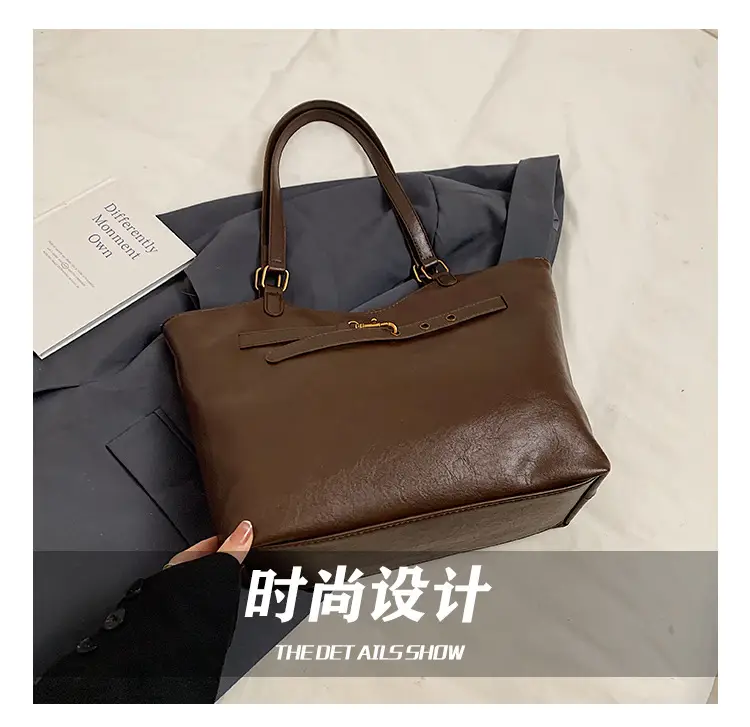 Black Leather Shoulder Bag for Women 2025 — feature 7