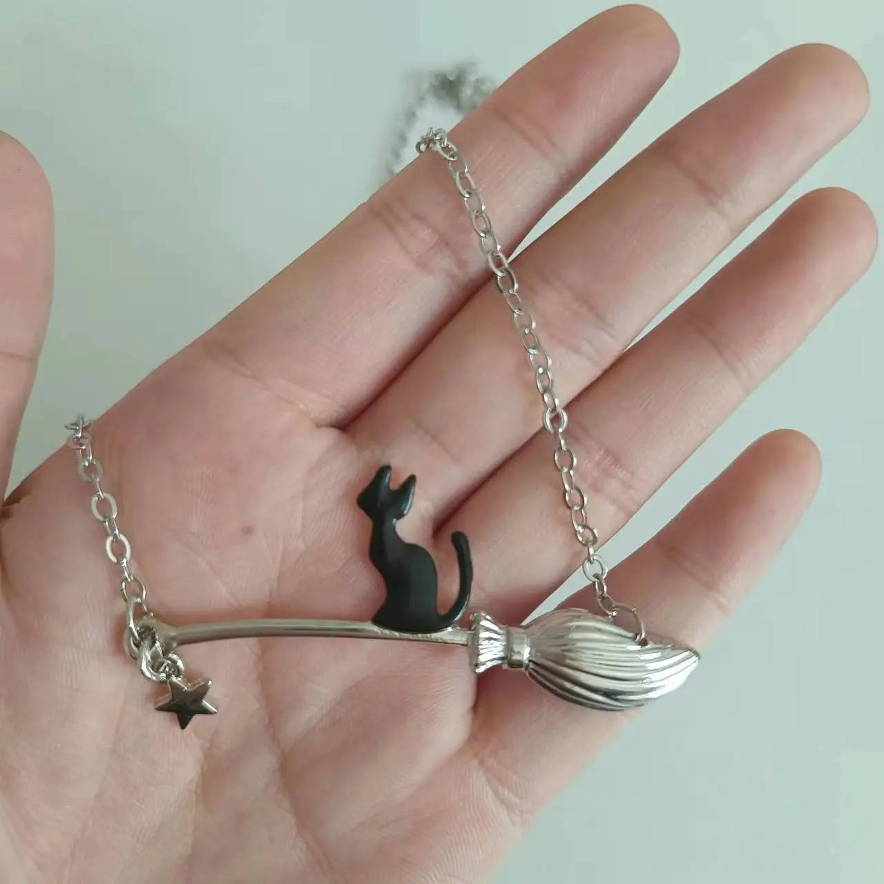 Black Cat Wing Necklace for Women Gold Chain — feature 3