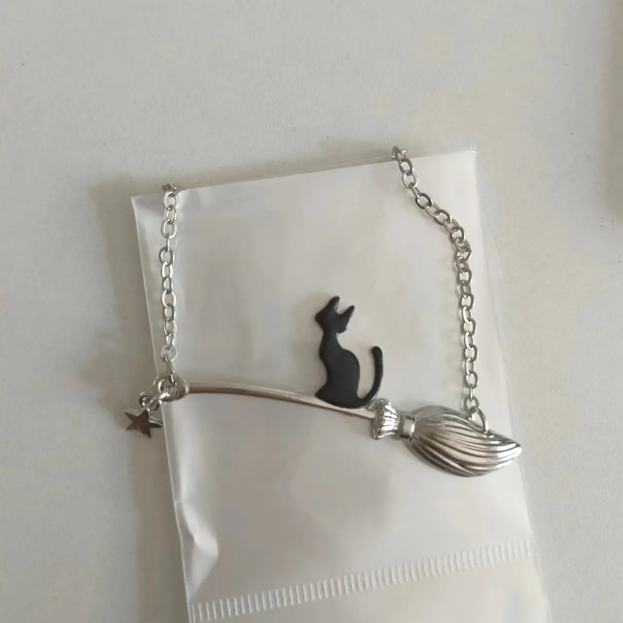 Black Cat Wing Necklace for Women Gold Chain — feature 4