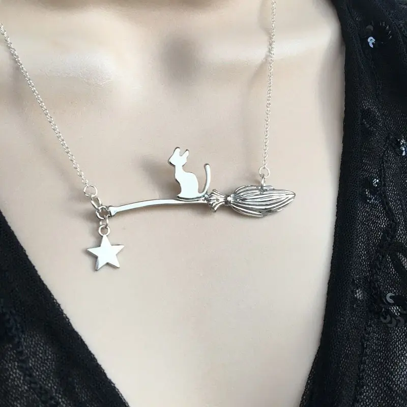 Black Cat Wing Necklace for Women Gold Chain — feature 5