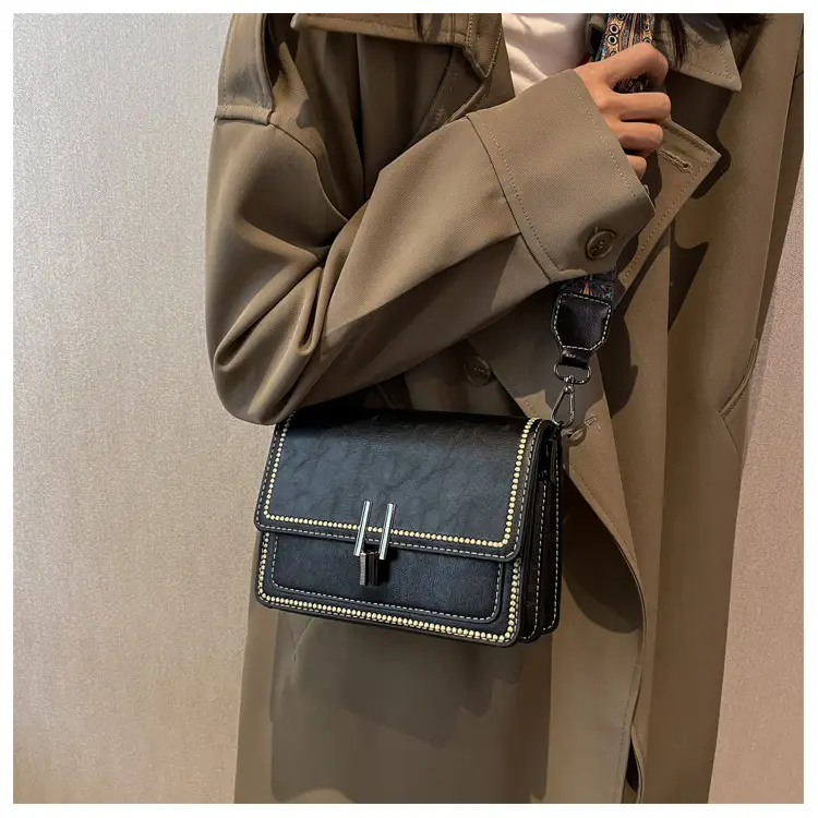 Retro Textured Brown Shoulder Bag with Wide Strap — feature 20