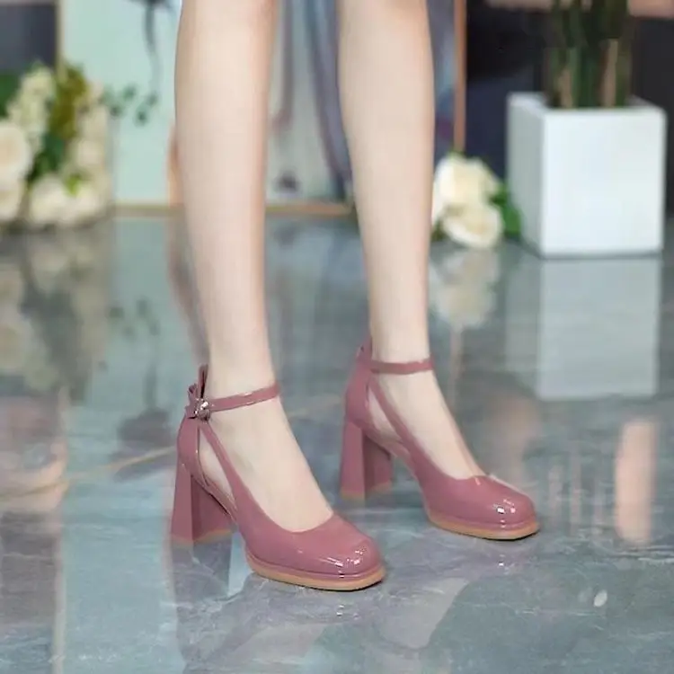 Thick heel shoes Korean fashion small leather shoes 2025 summer new round toe work shoes high heels women's round toe sandals - Image 3